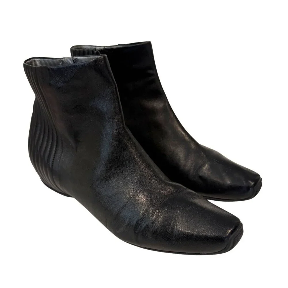Kenneth Cole Southern Sky Women's Black Quilted Ankle Square Toe Booties 7.5